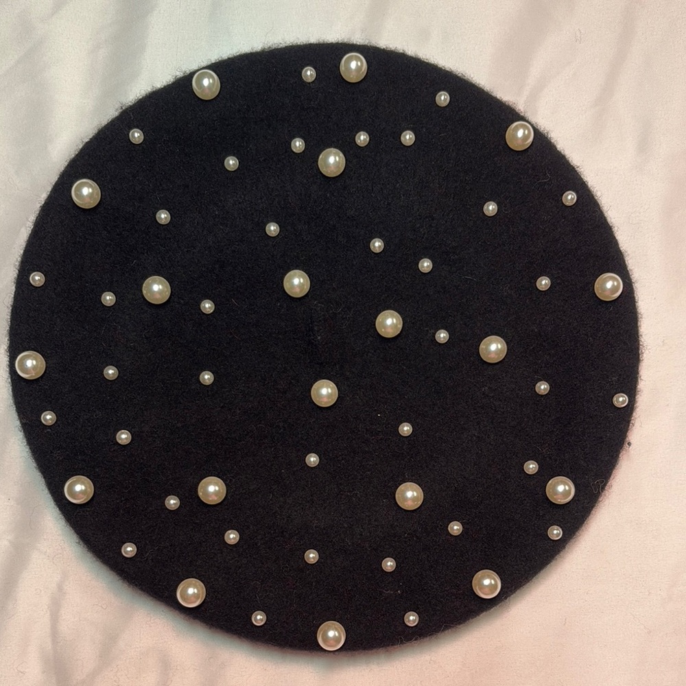 Elegant Black Beret with Pearls